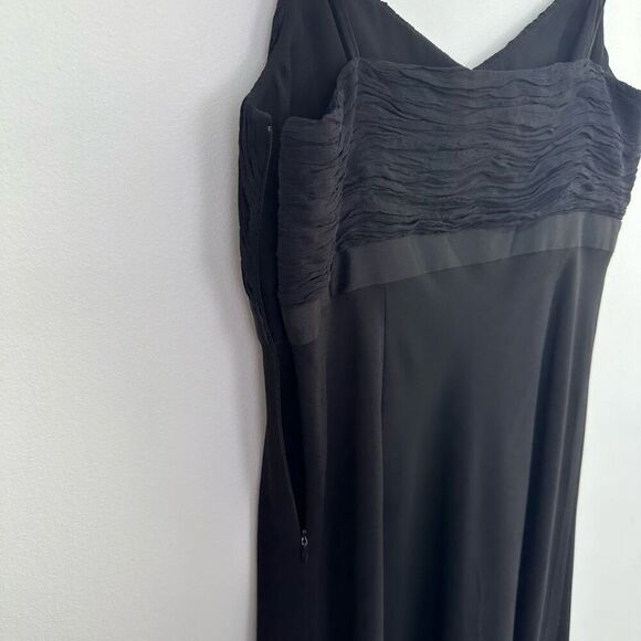 Ann Taylor Loft Women’s Vintage Black Silk Spaghetti Strap Knee length Slip Dres - Picture 9 of 9